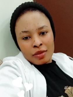 Profil de Olouwatoyin, une femme célibataire de 28 ans à 4th Arrondissement of Porto-Novo