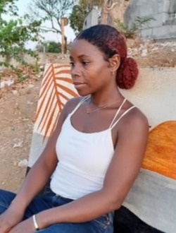 Profil de Stevenie, une femme célibataire de 30 ans à Antsiranana