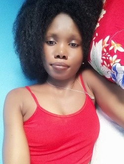 Profil de Ernestine, une femme célibataire de 24 ans à 67 Ha
