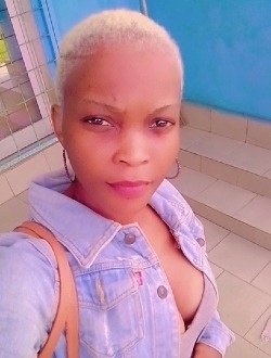 Profil de Chi, une femme célibataire de 32 ans à Pointe-Noire