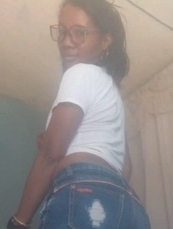 Profil de Louna, une femme célibataire de 23 ans à Maroantsetra