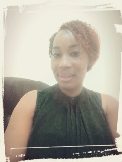 Profil de Marie-Chantal, une femme célibataire de 49 ans à Abidjan