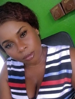 Profil de Patricia, une femme célibataire de 35 ans à Abidjan