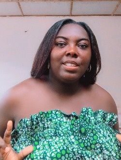 Profil de Catherine, une femme célibataire de 28 ans à Douala