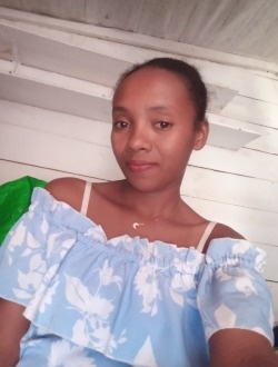 Profil de Iarimalala, une femme célibataire de 26 ans à Sambava