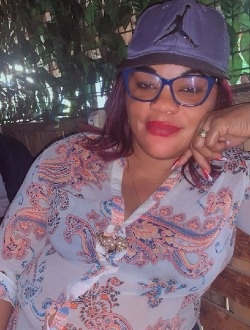 Profil de Christelle, une femme célibataire de 41 ans à Libreville