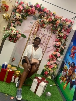 Profil de Richler, une femme célibataire de 25 ans à Douala