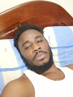 Profil de Mic, un homme célibataire de 33 ans à Douala