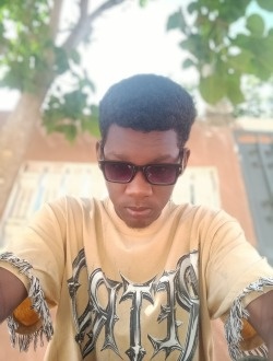 Profil de Kalidou Ba, un homme célibataire de 21 ans à Saint-Louis