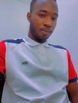 Profil de Ange, un homme célibataire de 24 ans à Abi