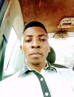 Profil de Roland, un homme célibataire de 31 ans à Yaoundé