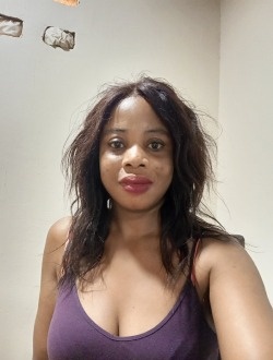 Profil de Marina Brou, une femme célibataire de 40 ans à Petit Abidjan-Youkou