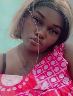 Profil de Linda, une femme célibataire de 28 ans à Douala