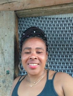 Profil de Sidiola, une femme célibataire de 28 ans à Antalaha