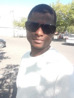 Profil de Elvis, un homme célibataire de 37 ans à Bourges