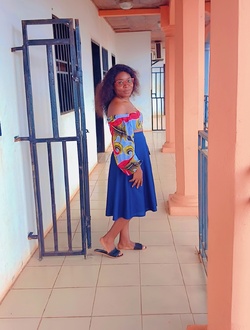 Profil de Danielle, une femme célibataire de 37 ans à Yaoundé