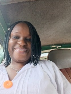 Profil de Béatrice, une femme célibataire de 47 ans à Abidjan