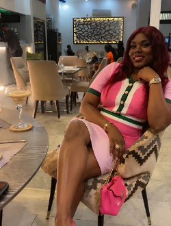 Profil de Liliane, une femme célibataire de 27 ans à Minko