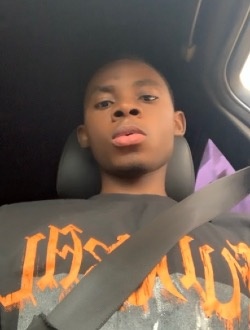 Profil de Toupé, un homme célibataire de 21 ans à Abidjan