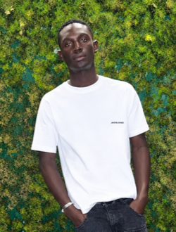 Profil de Yann, un homme célibataire de 24 ans à Abi