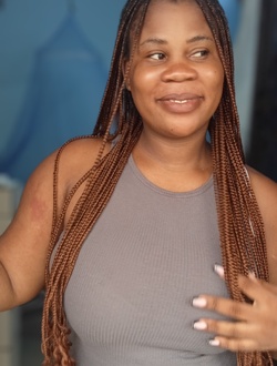 Profil de Nina, une femme célibataire de 26 ans à Douala