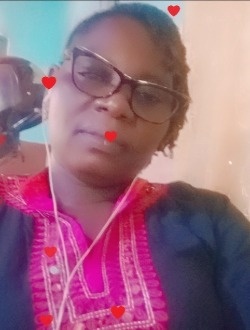 Profil de Thérèse, une femme célibataire de 45 ans à Abomey-Calavi