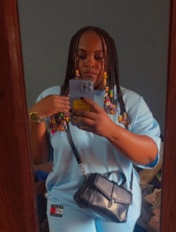 Profil de Di-Na, une femme célibataire de 32 ans à Bamako