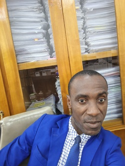 Profil de Usher Oliver, un homme célibataire de 42 ans à Yopougon
