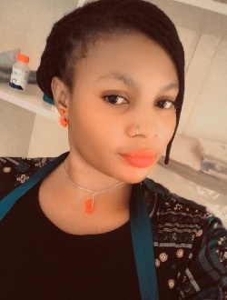 Profil de Biba, une femme célibataire de 30 ans à Bobo-Dioulasso