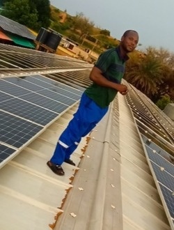 Profil de Homme, un homme célibataire de 35 ans à Niamey (Commune I)