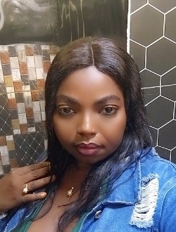 Profil de Hadidja, une femme célibataire de 37 ans à Ababa