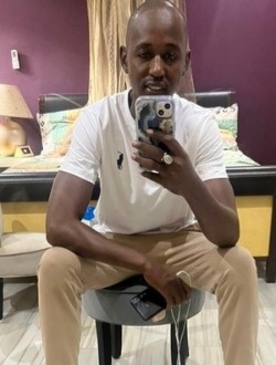 Profil de Ada, un homme célibataire de 36 ans à Dakar