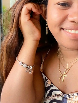 Profil de Christelle, une femme célibataire de 30 ans à Toamasina
