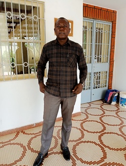 Profil de Johnny, un homme célibataire de 47 ans à Ouagadougou