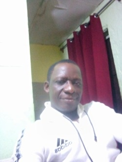 Profil de Desalems, un homme célibataire de 44 ans à Douala