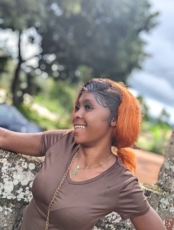 Profil de Manuela, une femme célibataire de 23 ans à Douala