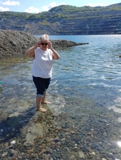 Profil de Nicole, une femme célibataire de 72 ans à Drummondville
