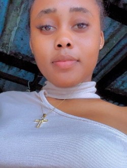 Profil de Prodige, une femme célibataire de 23 ans à Pointe-Noire