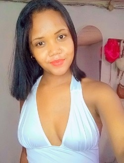 Profil de Johan, une femme célibataire de 27 ans à Antananarivo