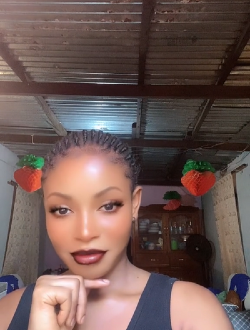Profil de Kerene, une femme célibataire de 21 ans à Lubumbashi