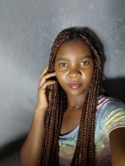 Profil de Anelika, une femme célibataire de 26 ans à Antalaha