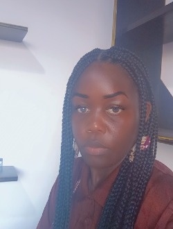 Profil de Christelle, une femme célibataire de 32 ans à Aba