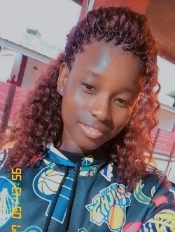 Profil de Inès, une femme célibataire de 22 ans à Lomé