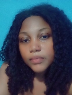Profil de Sarah, une femme célibataire de 34 ans à Libreville