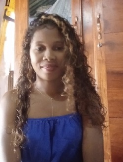 Profil de Stéphanie, une femme célibataire de 30 ans à Sambava