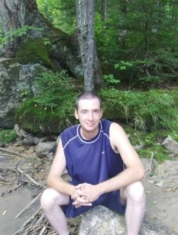 Profil de Jean, un homme célibataire de 45 ans à Dolbeau-Mistassini