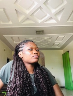 Profil de Skai, une femme célibataire de 22 ans à Abam