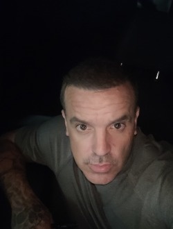 Profil de Joey, un homme célibataire de 40 ans à Sacramento