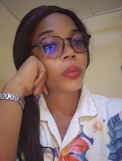 Profil de Ad, une femme célibataire de 35 ans à Abidjan