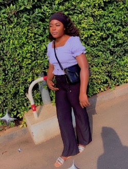 Profil de Diva, une femme célibataire de 24 ans à Yaoundé